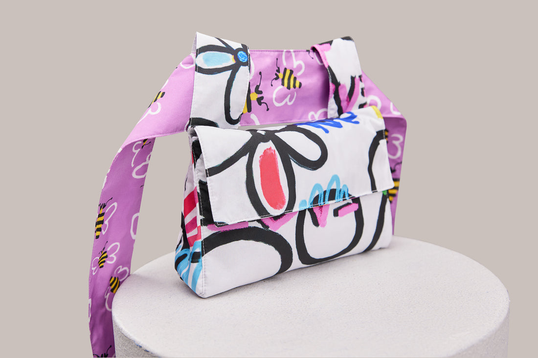 Mini Belt Bag / THE POWER OF LOVE ♻️